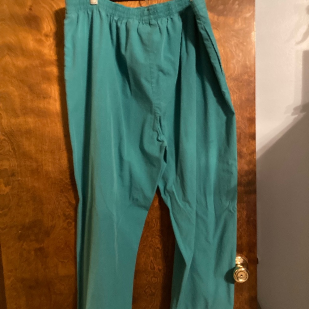 Scrub pants